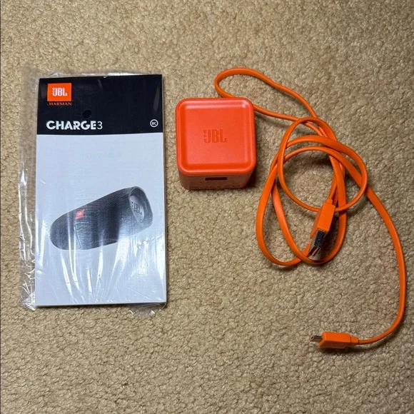 JBL Black Wireless Speaker Charge 3 - Picture 5 of 12